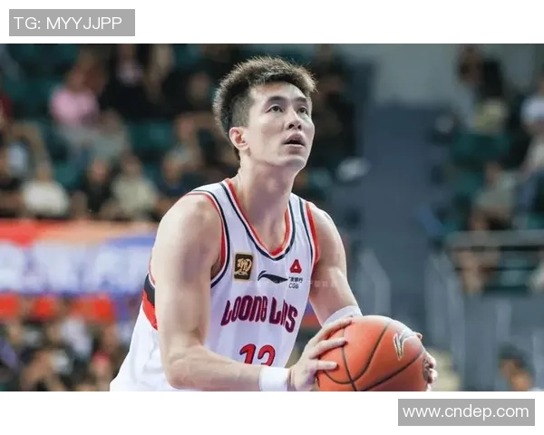 郭艾伦领衔中国篮球新篇章展现青春力量与团队精神的完美结合 郭艾伦领衔中国篮球新篇章展现青春力量与团队精神的完美结合