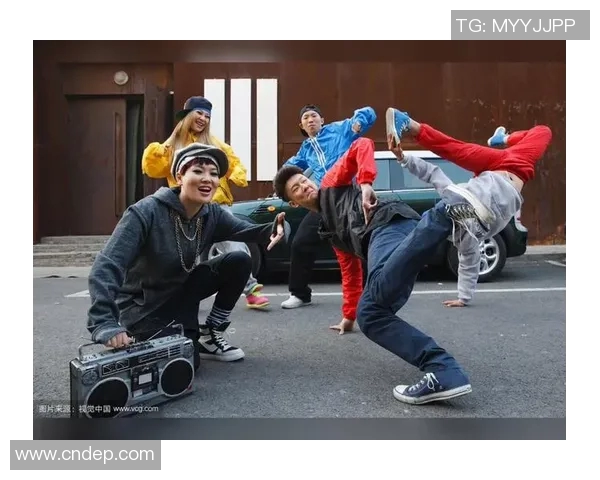 广州街舞队配合引发热议争议背后的团队默契与个人风格碰撞 广州街舞队配合引发热议争议背后的团队默契与个人风格碰撞