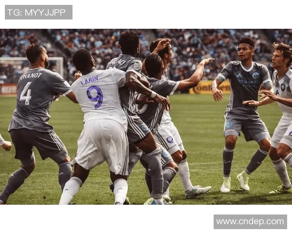 洛杉矶银河迎战新英格兰争夺美职联季后赛席位的关键战役