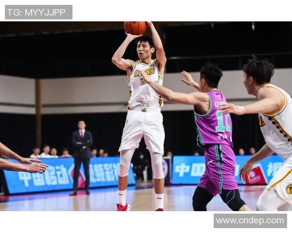 篮球技术实力权威发布全新榜单揭晓谁将登顶巅峰之战