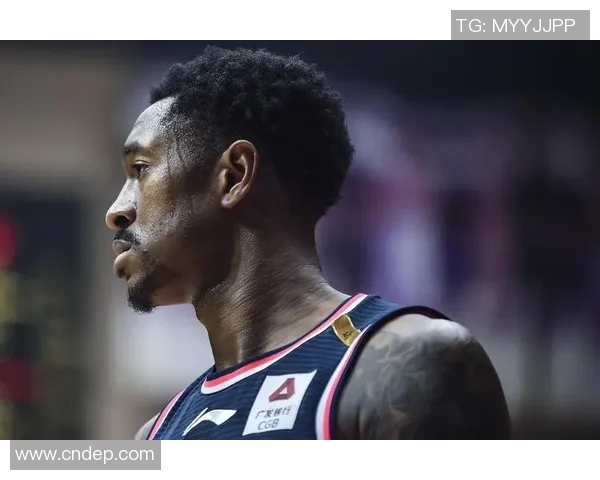 马尚布鲁克斯：从篮球场到生活舞台的多元化人生旅程